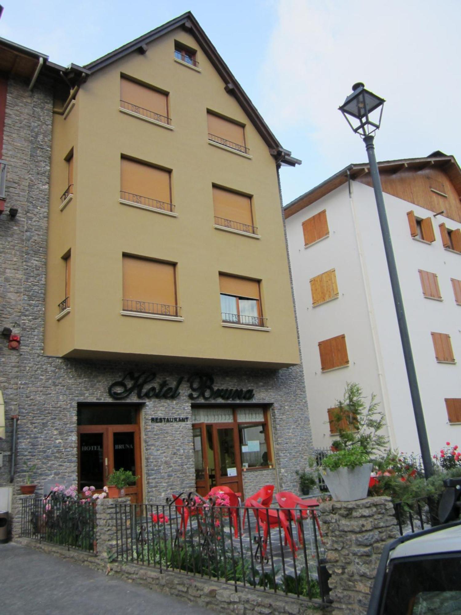 Hotel Bruna Esterri D'Aneu Εξωτερικό φωτογραφία