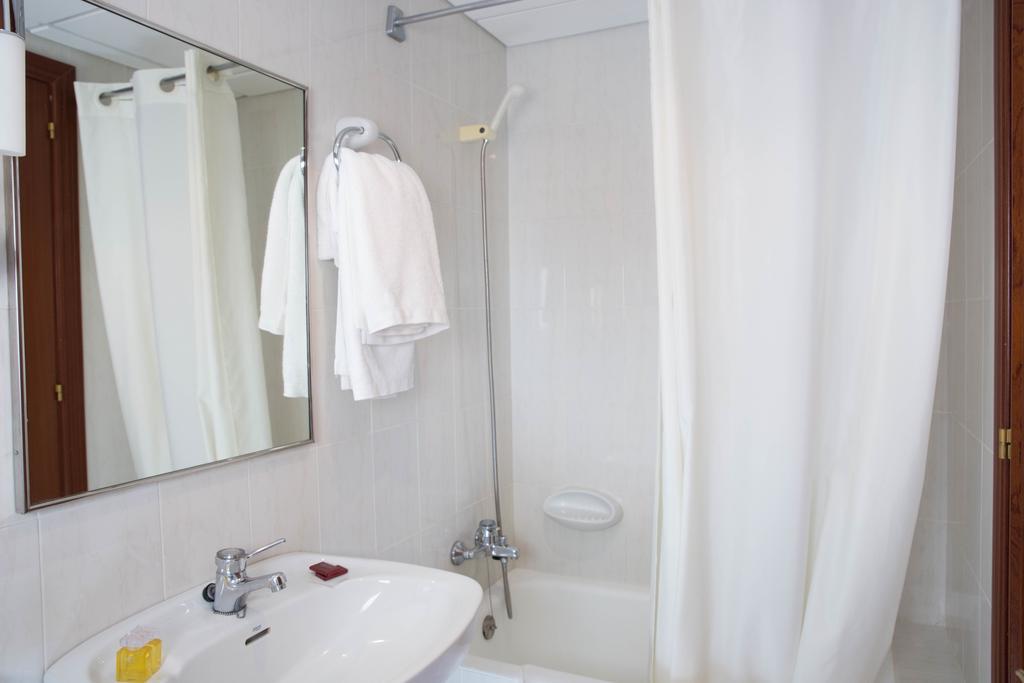 Hotel Bruna Esterri D'Aneu Εξωτερικό φωτογραφία