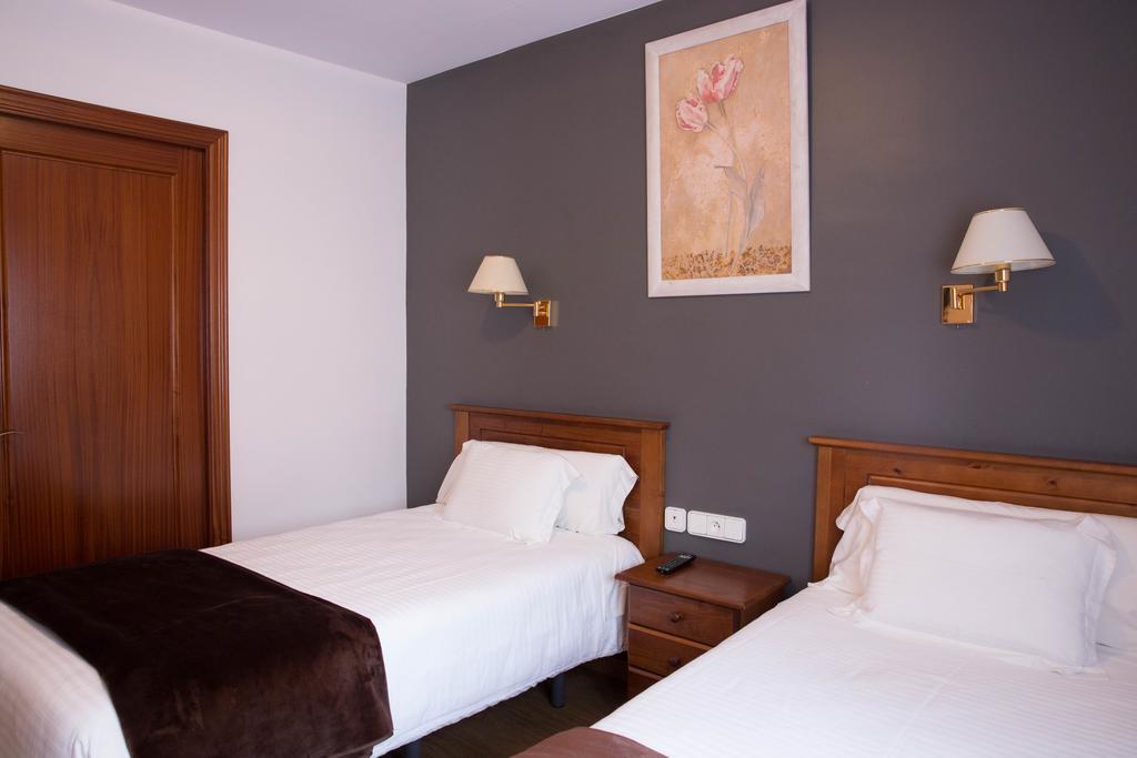 Hotel Bruna Esterri D'Aneu Εξωτερικό φωτογραφία