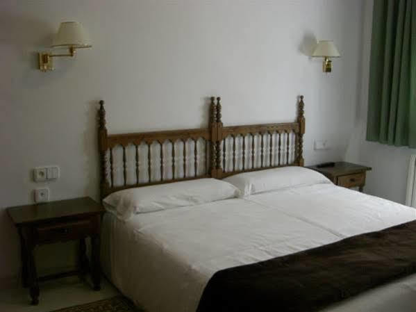 Hotel Bruna Esterri D'Aneu Εξωτερικό φωτογραφία